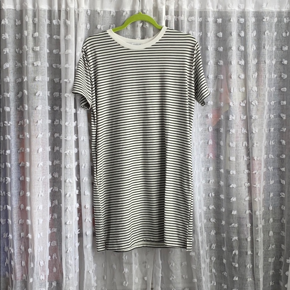 T-shirt dress